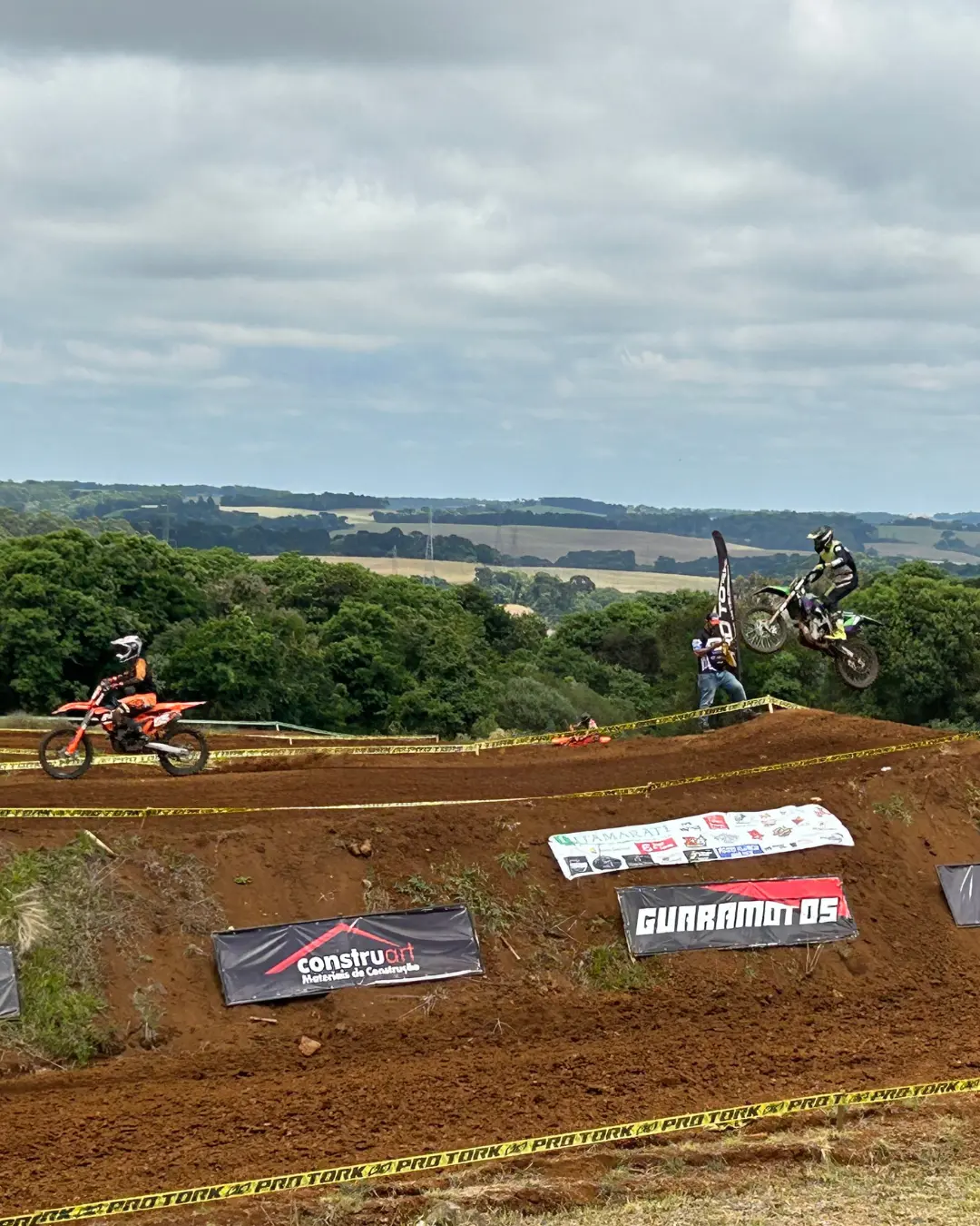 Adrenalina e emoção nas provas de Velocross e Motocross da XIV ExpoPalmas